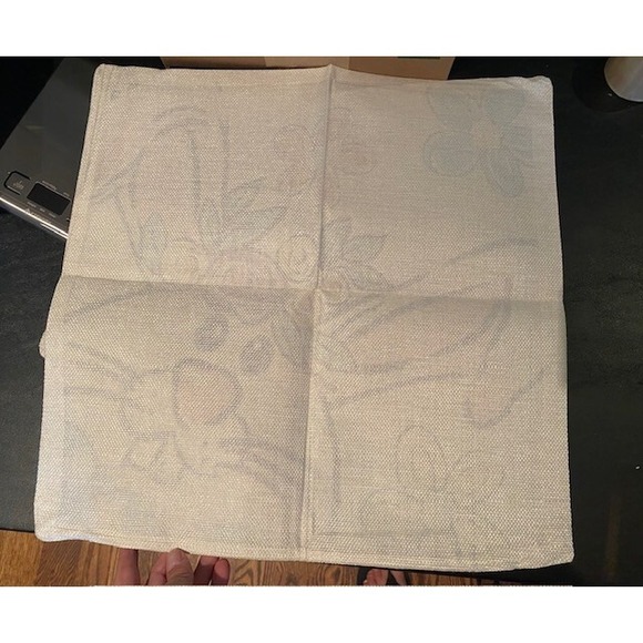 Easter Pillow Throw Covers Set of 4 Holiday Decor Bunny Rabbit - Picture 7 of 7